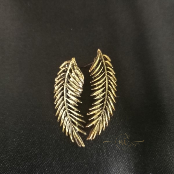 Oxidised Leaf Studs Golden