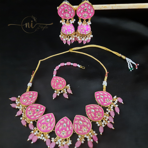Meenakari Tear Drop Necklace Set with Mangtika Pink