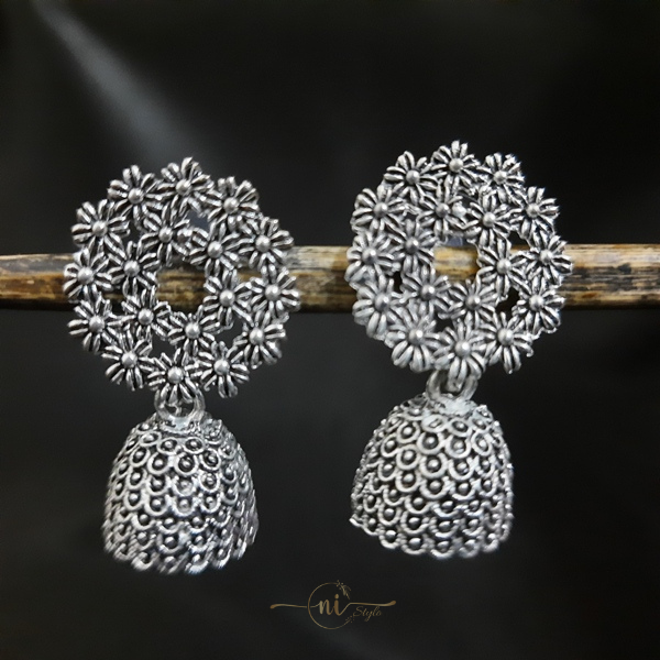 Floral Round Small Jhumka